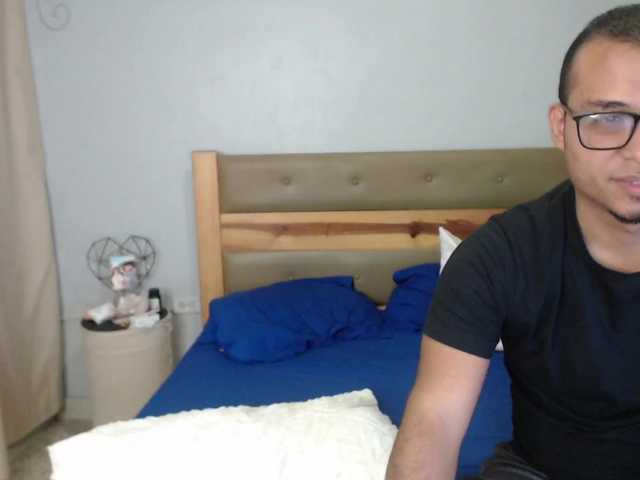 couplesexxx28 live cam on BongaCams