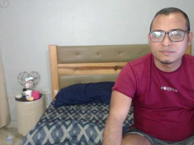 couplesexxx28 live cam on BongaCams