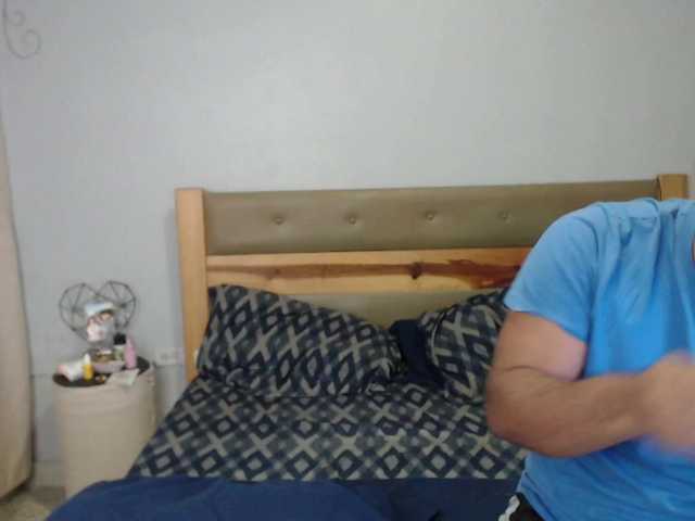 couplesexxx28 live cam on BongaCams