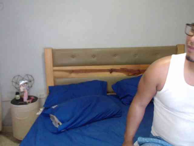 couplesexxx28 Sex Cam Show