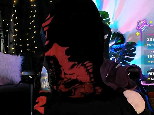EmberSkye live cam on BongaCams