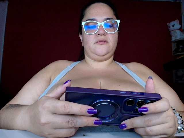 Sofilulu live cam on BongaCams