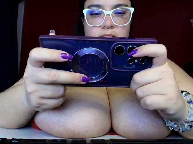 Sofilulu live cam on BongaCams