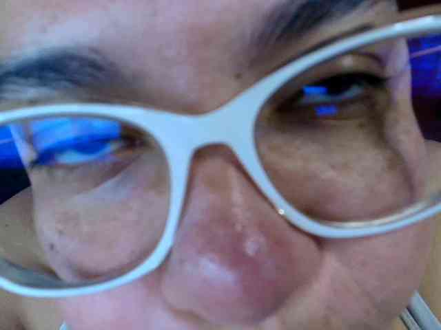 lulubigtitts webcam