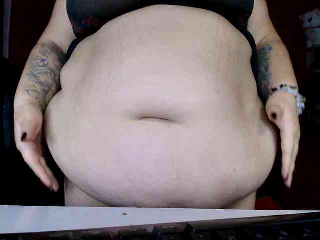 Modelo: lulubigtitts