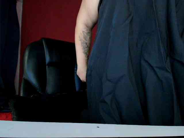 lulubigtitts webcam