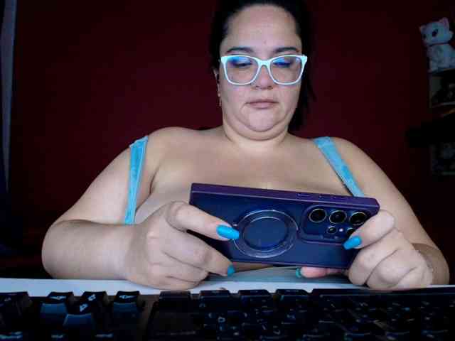 lulubigtitts webcam