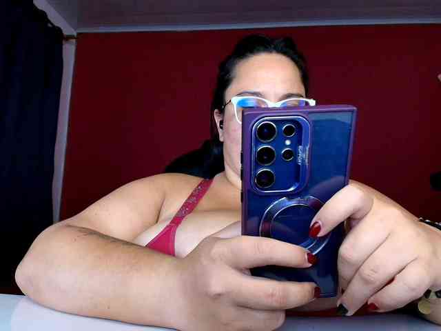 lulubigtitts webcam
