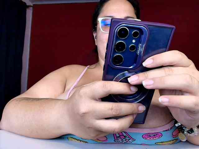 lulubigtitts webcam