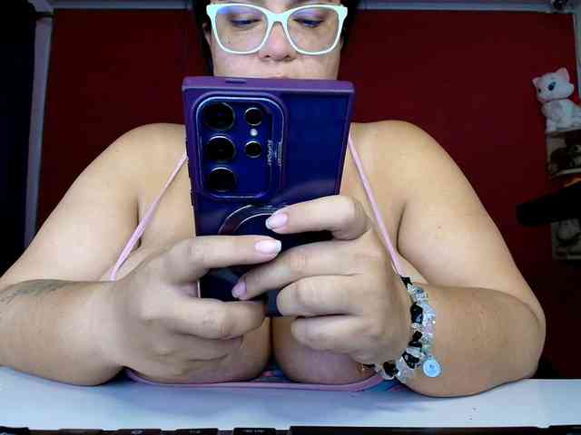 lulubigtitts webcam