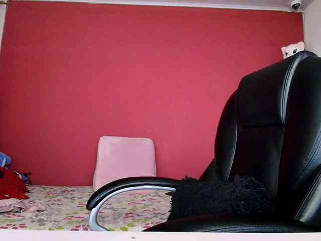 lulubigtitts webcam