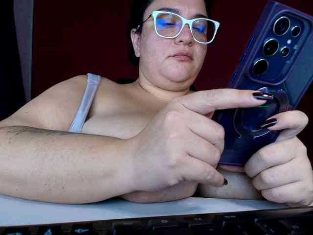 lulubigtitts webcam