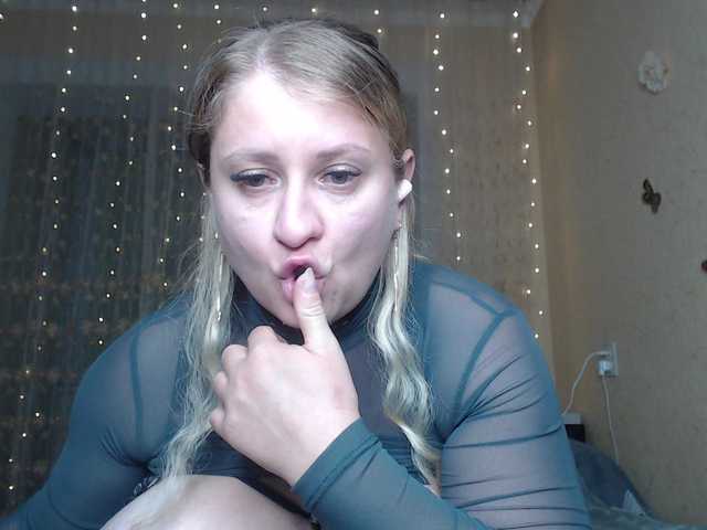 WetAngely live cam on BongaCams