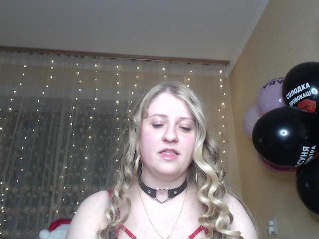 WetAngely's BongaCams show and profile