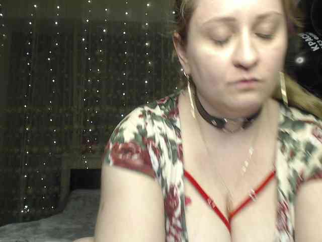 WetAngely webcam