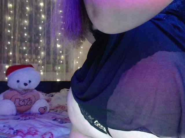 WetAngely webcam