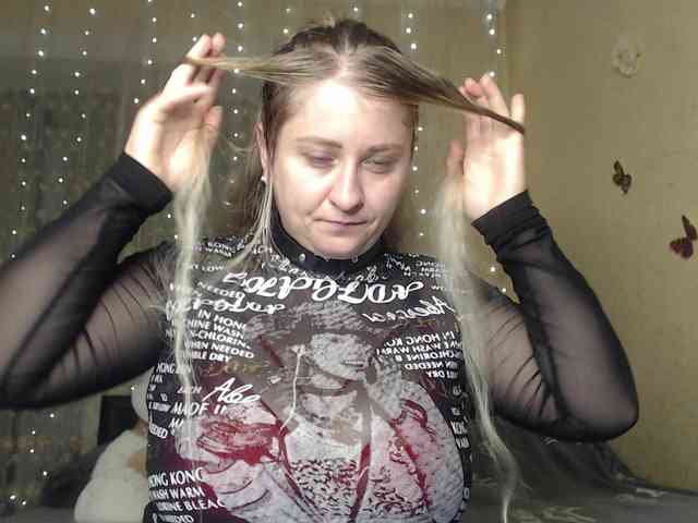 WetAngely webcam