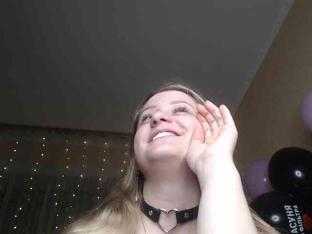 WetAngely webcam