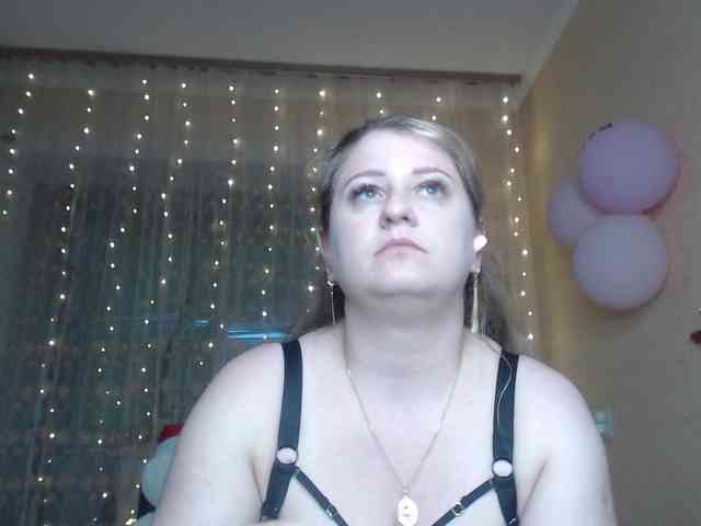 WetAngely webcam