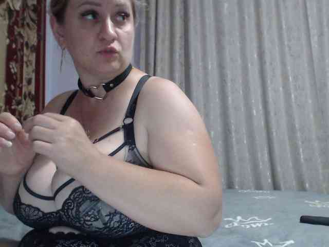 WetAngely webcam
