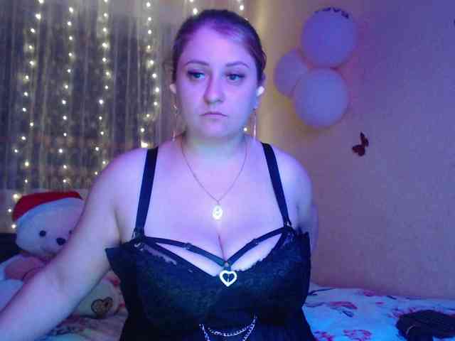 WetAngely webcam