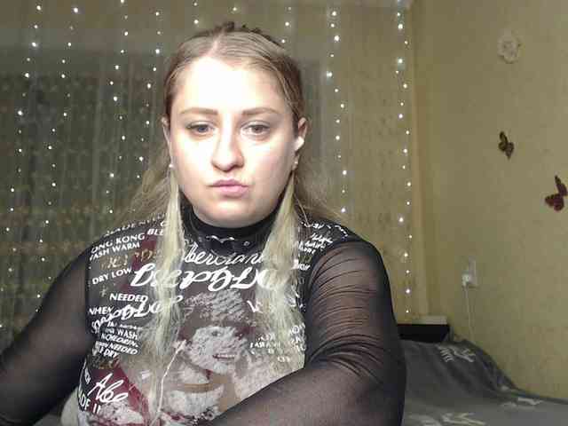 WetAngely webcam
