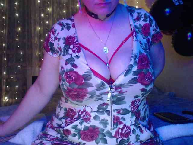 WetAngely webcam