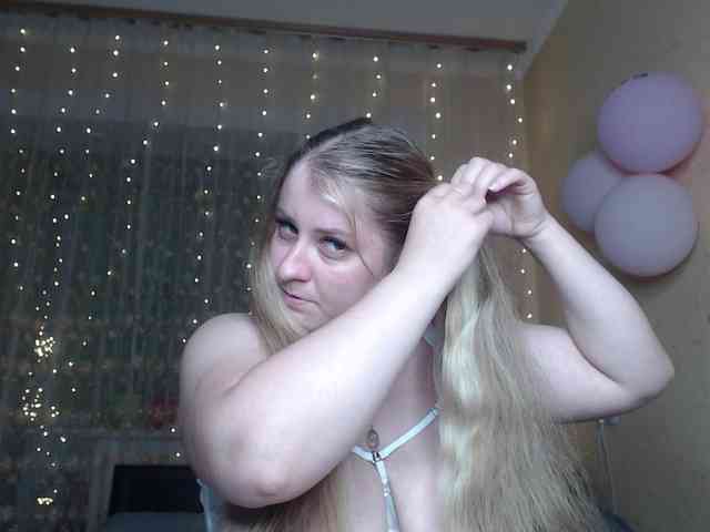 WetAngely webcam