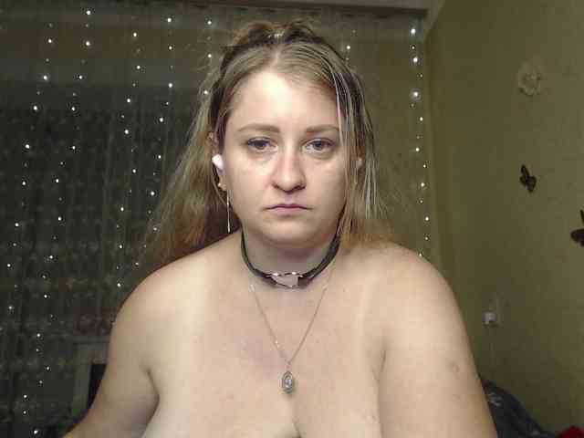 WetAngely webcam