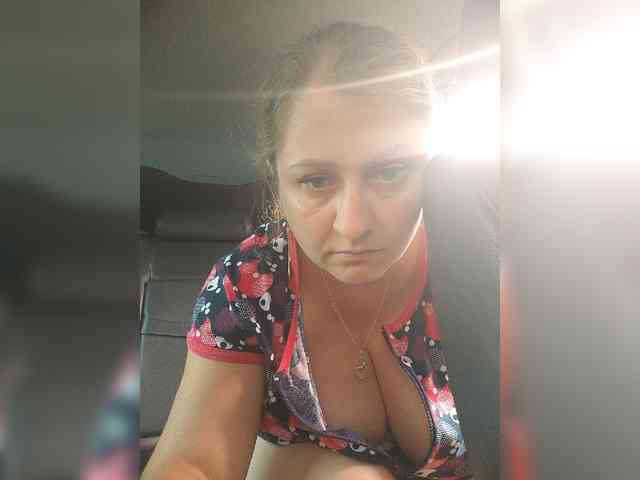 WetAngely webcam