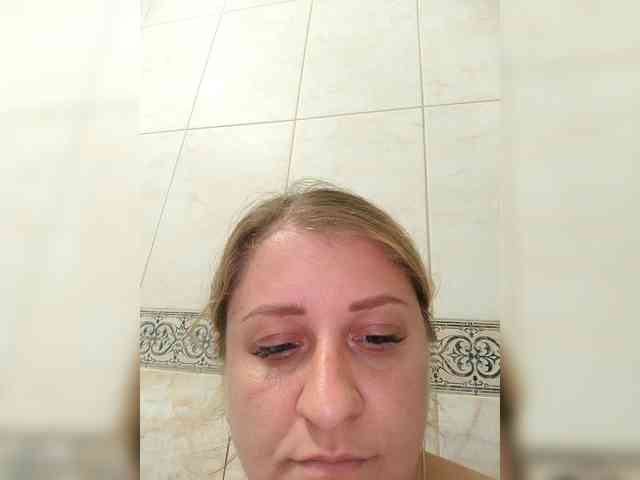 WetAngely webcam