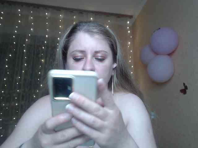 WetAngely webcam