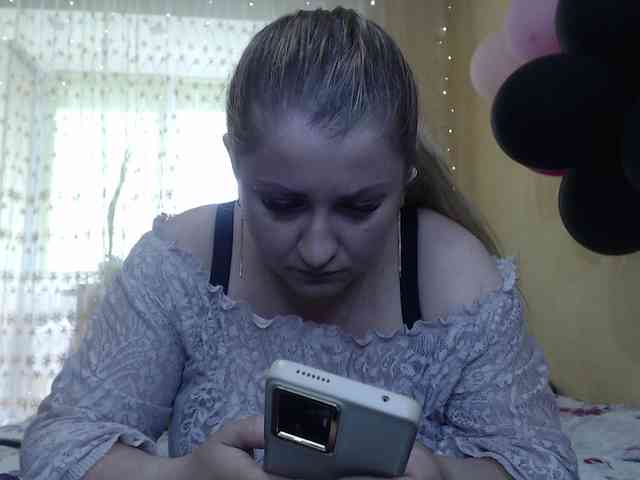 WetAngely webcam