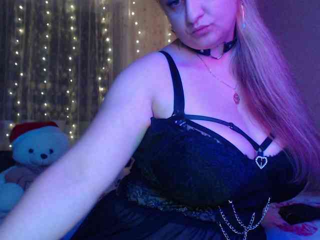 WetAngely webcam