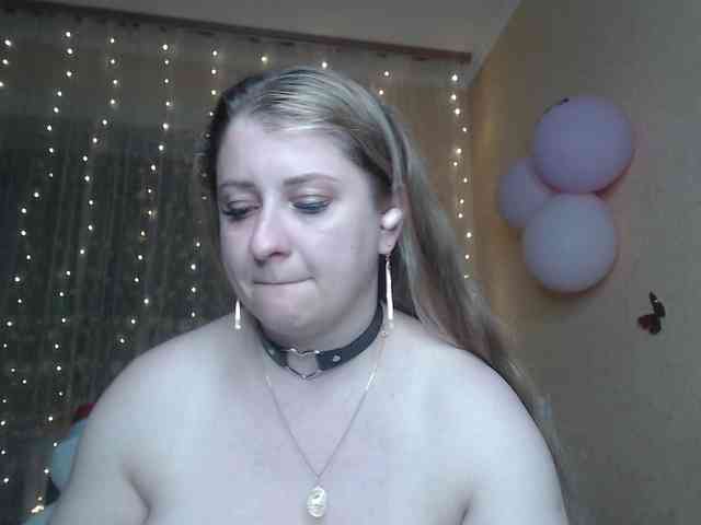 WetAngely webcam