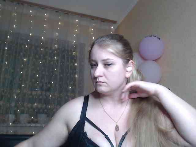 WetAngely webcam