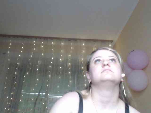 WetAngely webcam