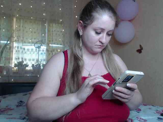 WetAngely webcam