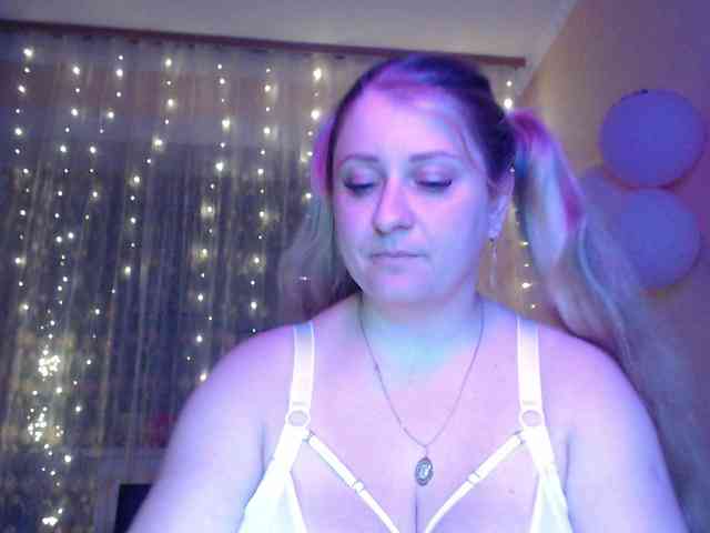 WetAngely webcam