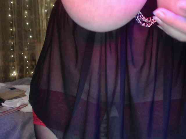 WetAngely webcam