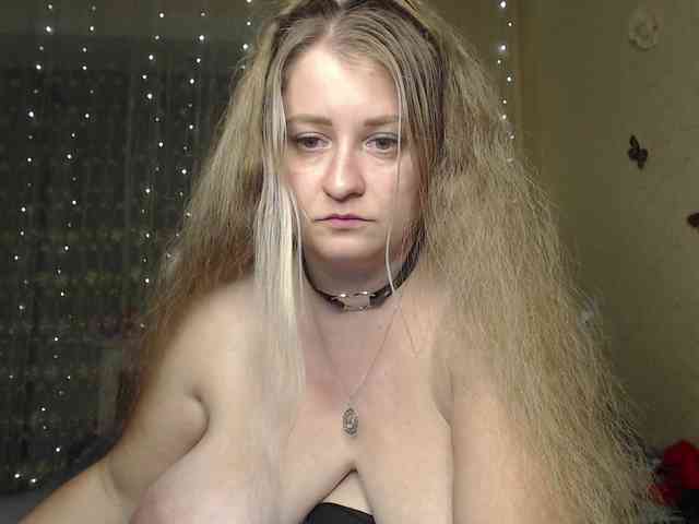 WetAngely webcam