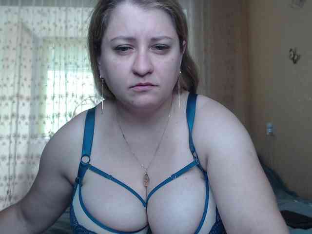 WetAngely webcam