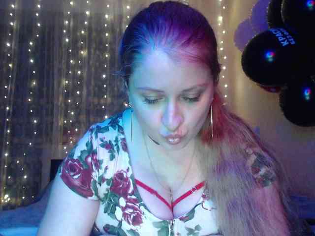 WetAngely webcam