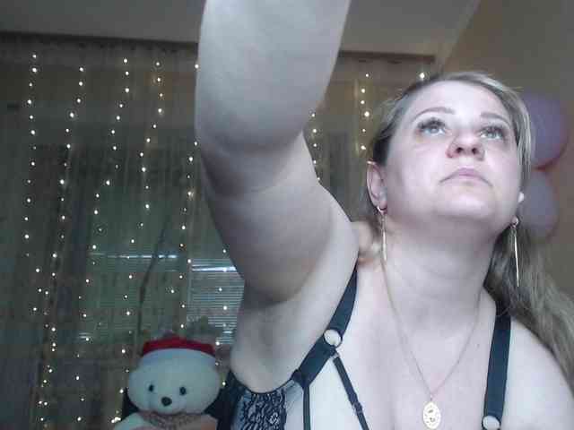 WetAngely webcam