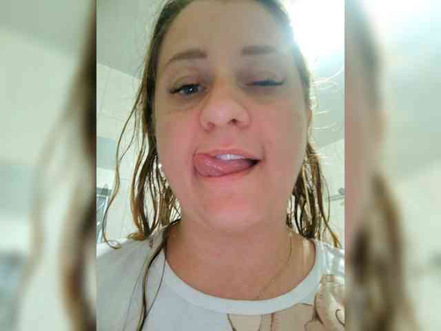 WetAngely webcam