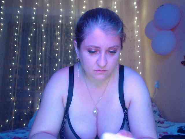 WetAngely webcam