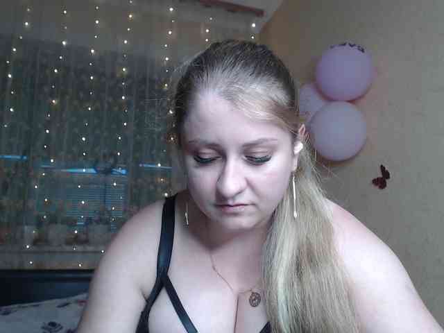 WetAngely webcam
