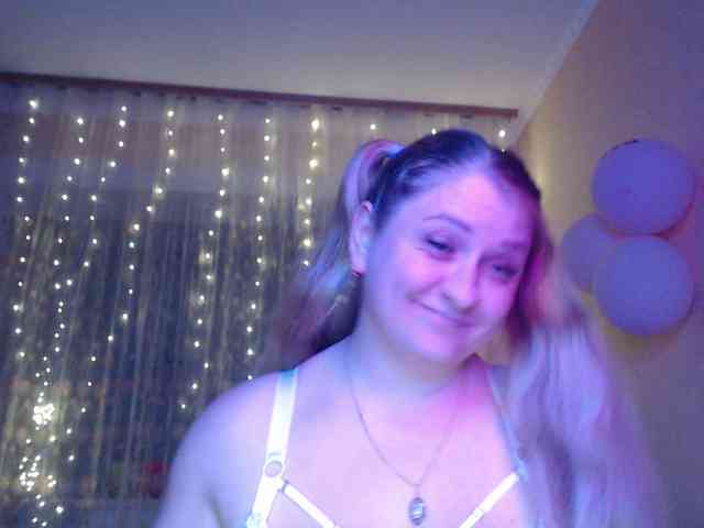 WetAngely webcam