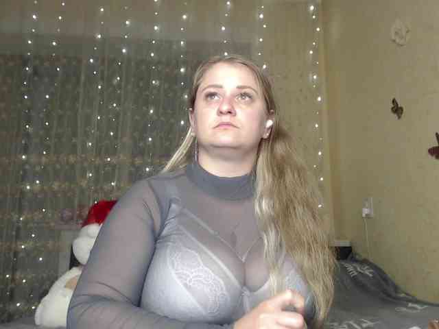 WetAngely webcam