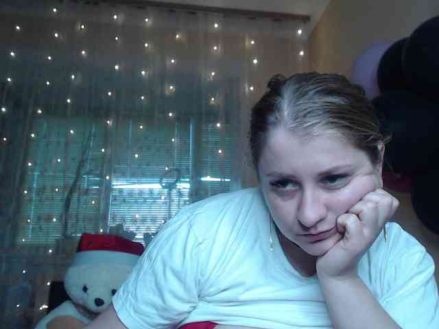 WetAngely webcam